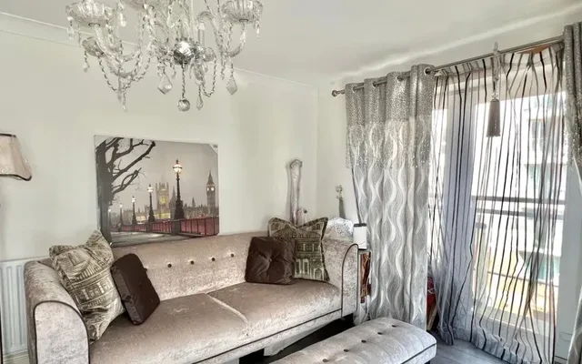 LH-Woodland Crescent 2