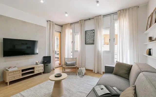 Agnello - 3 bedrooms and office in Sant Gervasi 1
