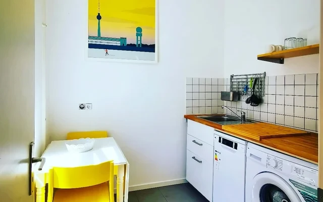 Urbanstrasse 2