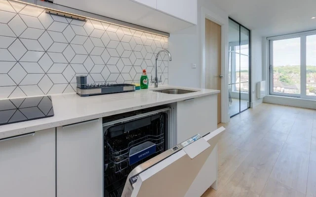 LH-Beverley Way - London student accommodation