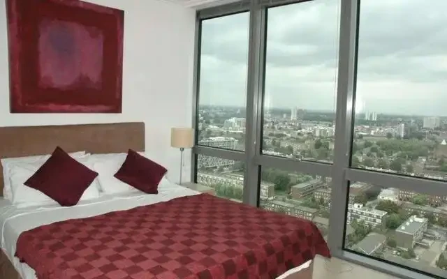 No. 1 West India Quay 3