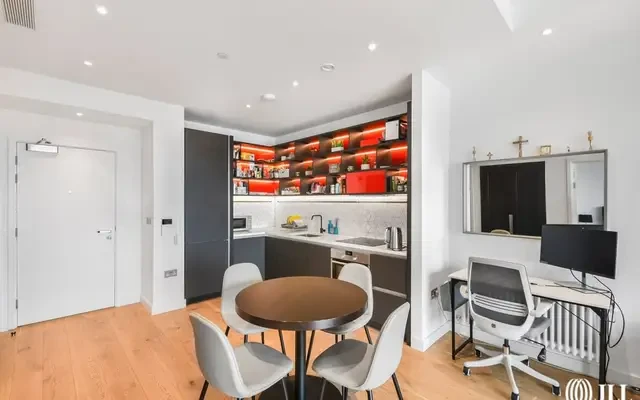 Corson House, London E14 4