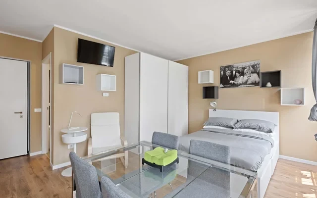Appartamento in Via Isaac Newton /B 2
