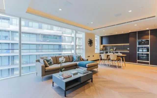 Earls Way, One Tower Bridge, Tower Bridge, London, SE1 2QR 0