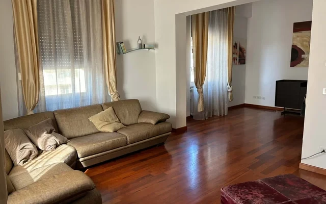 Apartment in Circonvallazione Cornelia, Roma for 97 m² with 2 bedrooms 2