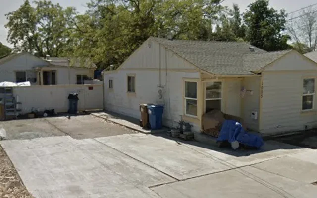 1005 West 7th St 0
