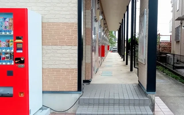 レオパレス中央 4