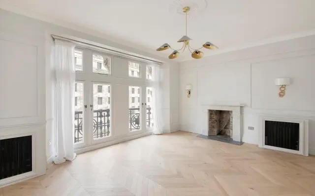 Whitehall Court, St James's, London, SW1A 2EP 0