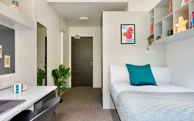 Clifton & Stewart House - グラスゴーの学生向け宿泊施設 - Silver Ensuite - Single Occupancy