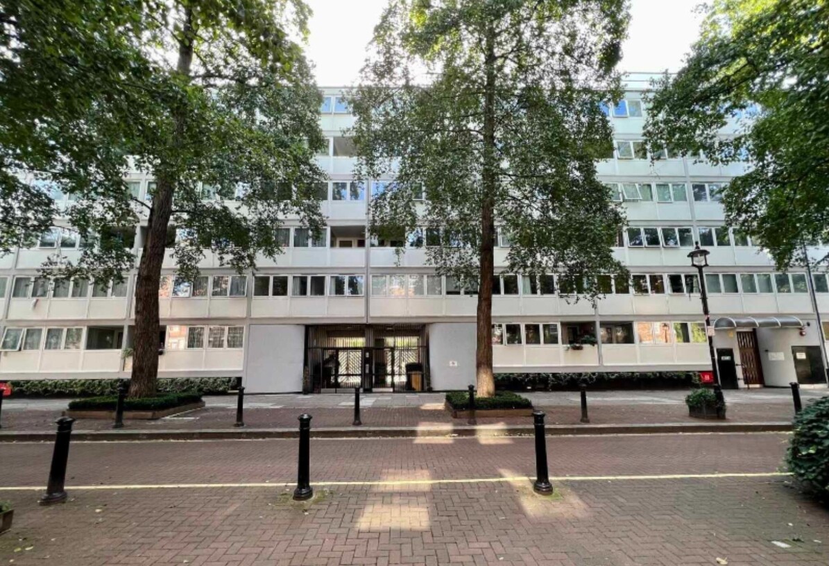 UM-Holcroft Court 2