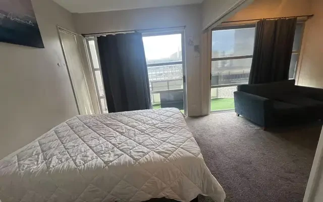 82 Wakefield Street - Auckland student accommodation - 1 Bedroom