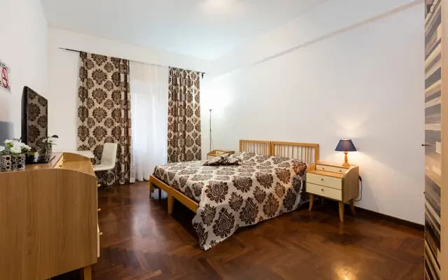 Welcoming double bedroom close to Università Roma TRE - Architettura 0