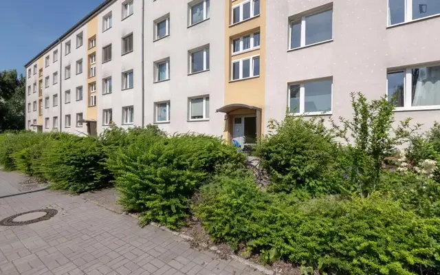 Comfy single bedroom in shared apartment 0