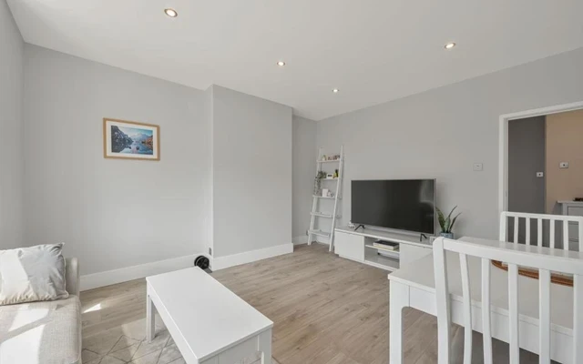 LH-Burlington Road - London student accommodation