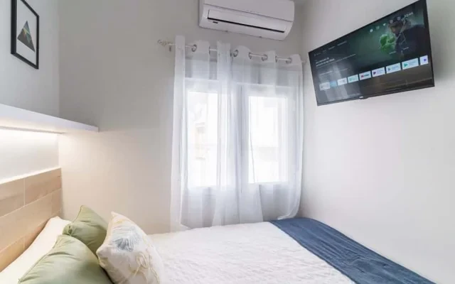 Luminoso Piso en Puerta del Ángel 0