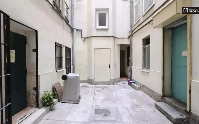 Monthly Rental Charming Apartment Glorieta Bilbao 2