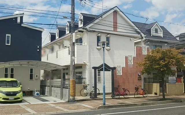レオパレス日吉町第１ 0