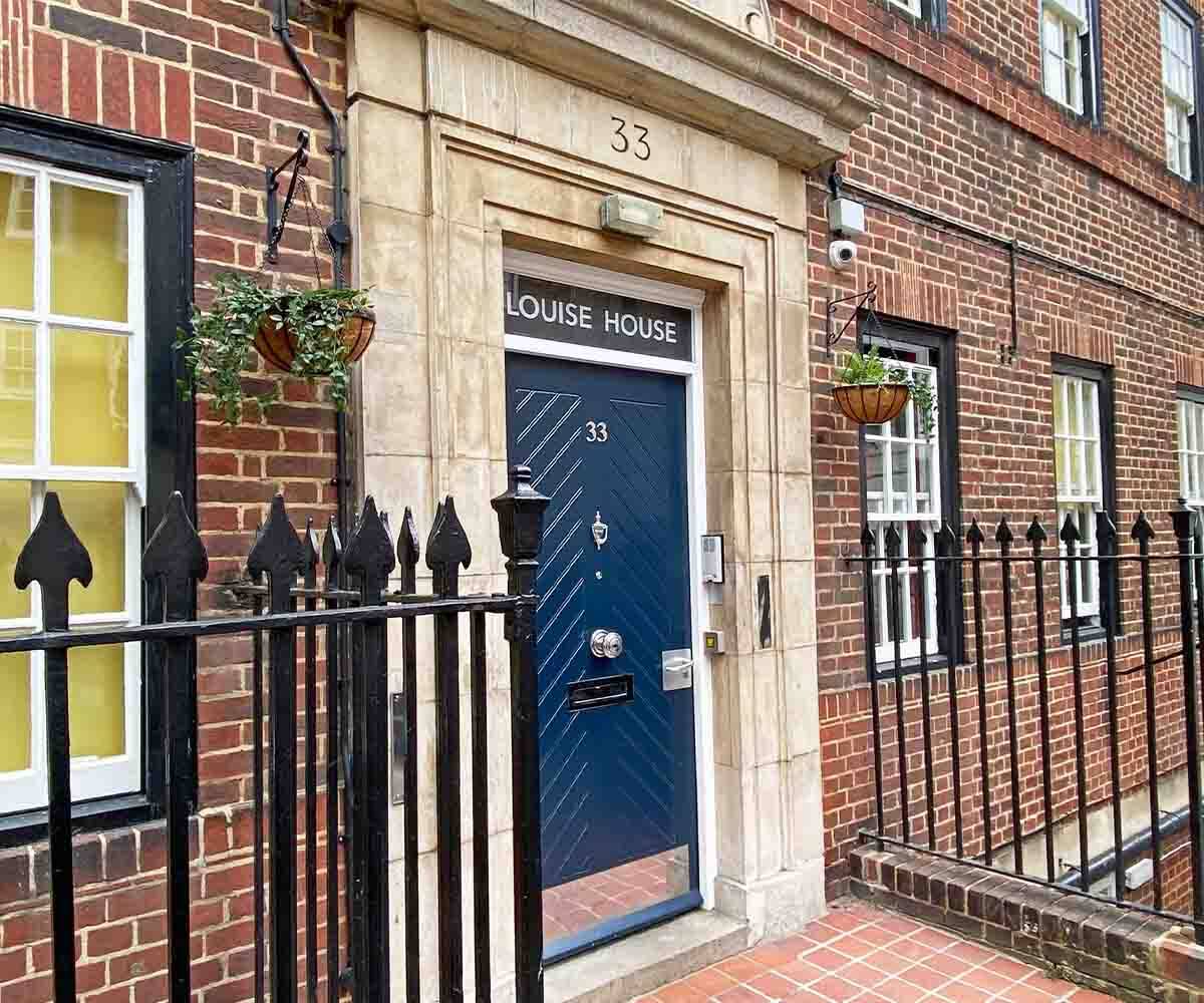 Lit Louise House 2