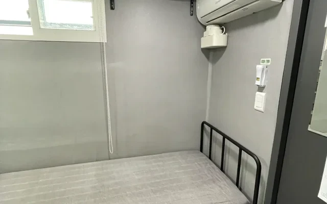 [5 mins to Yonsei Univ. and subway station] Simple House - Seoul student accommodation - P3-611