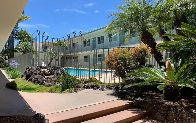 6657 El Colegio Road 0