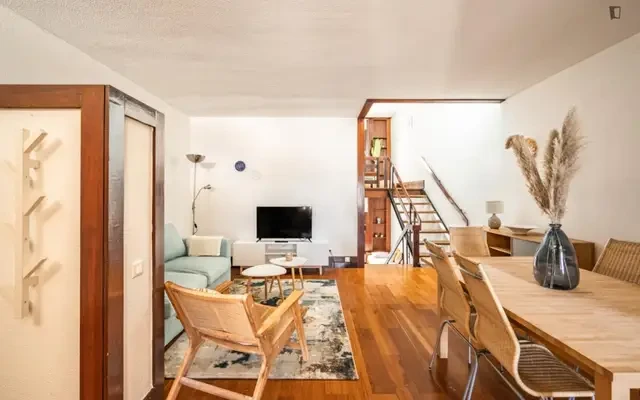 apartment near Rua da Azinheira - Setubal student accommodation