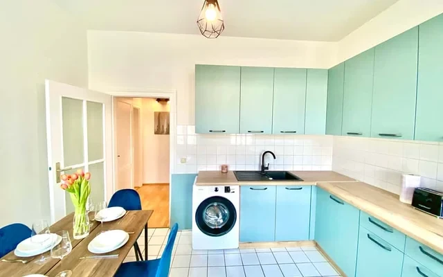 Frank: Schoenes 3-Zimmer-Apartment mit 2 Balkonen in Friedrichshain 2