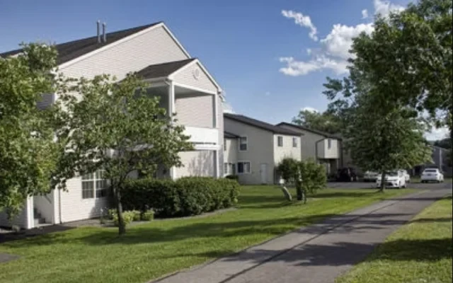 Plaza East Luxury Apartments & Luxury Townhouses 0