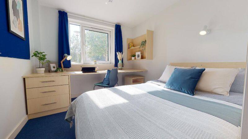 Copper En Suite Premium