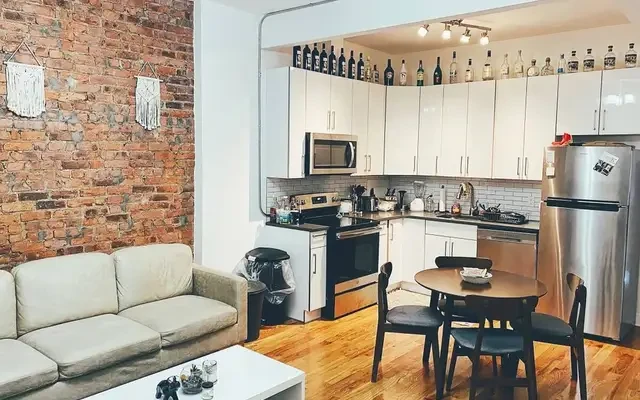 5648 Myrtle Avenue, New York 1