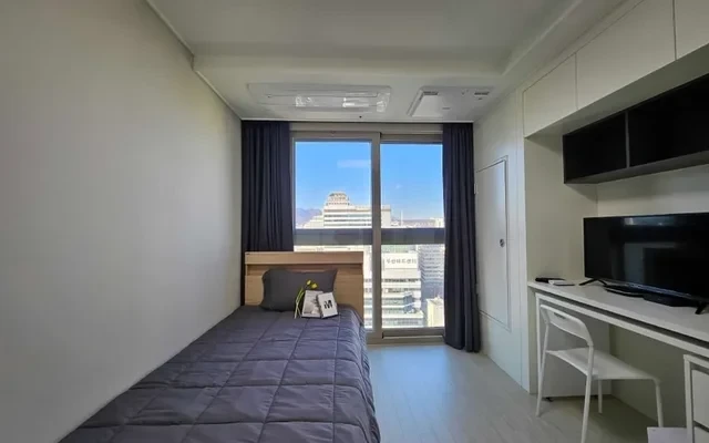 High View - Right Next to Gwangjang Market | 15min Walk to Dongguk Univ 0