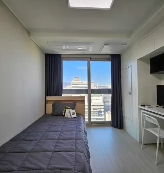 High View - Right Next to Gwangjang Market | 15min Walk to Dongguk Univ