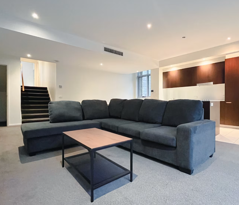 1 Gordon St