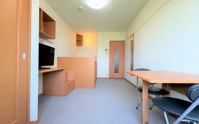 レオパレス畑中Ⅲ - Shimizu Town Sunto District student accommodation - 203号房间(带独立厨房)