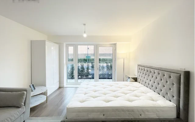 FH-Beaufort Park - London student accommodation - Studio Flat10