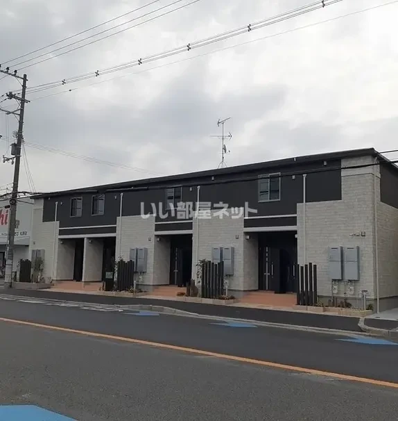 エムズ レガシー 2階