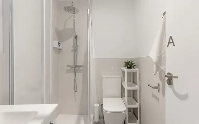 Nice shared room in Callao 4