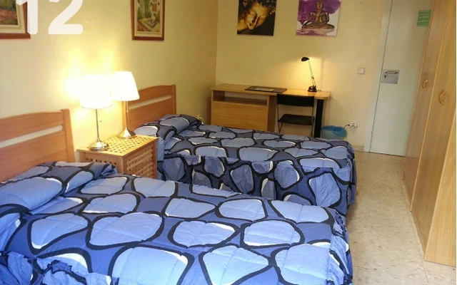 Residencia San Marius on Gran de Gracia St 4