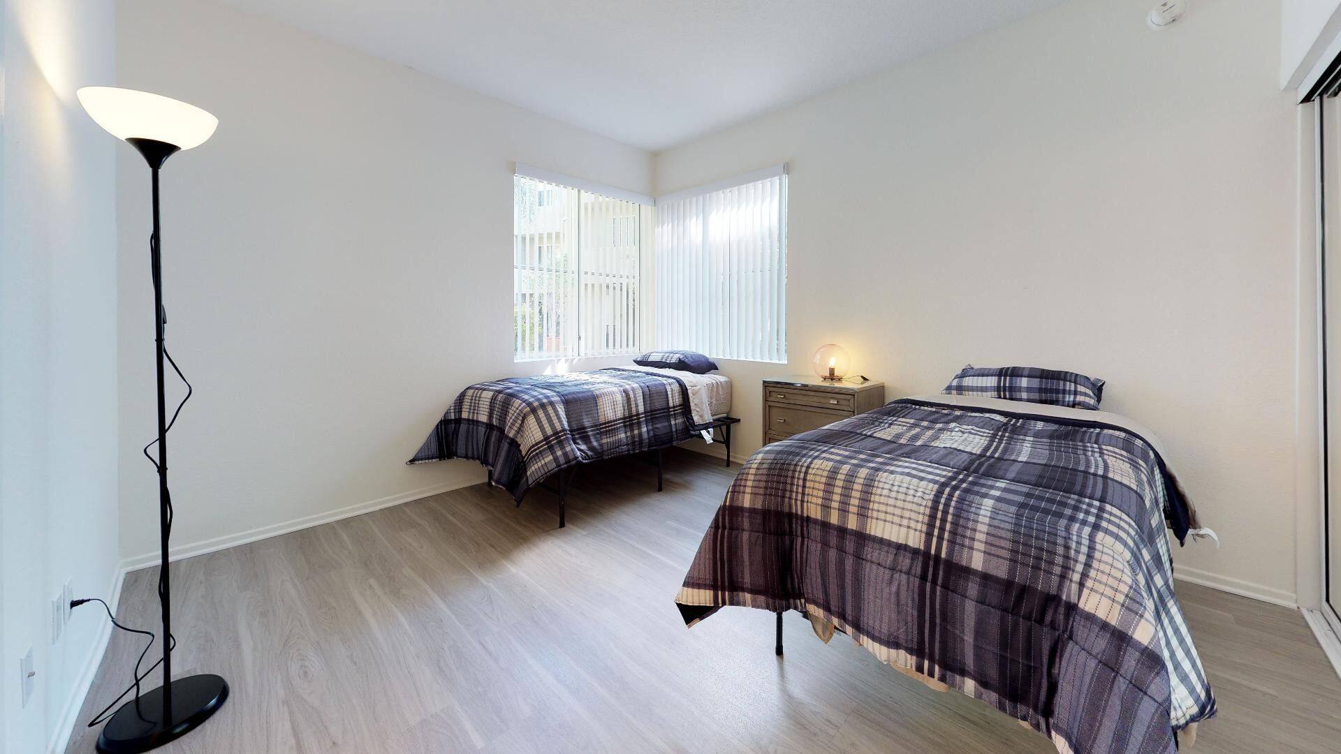 Shared Room in 2 bed