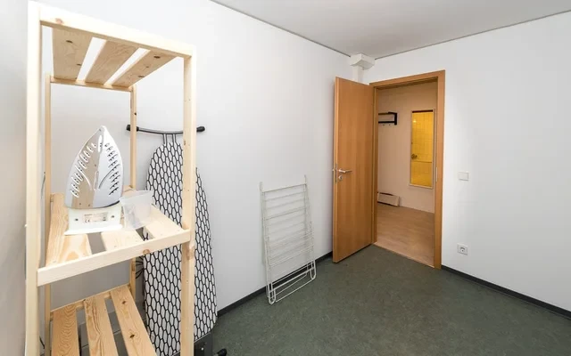 Weserstrasse 40DE-04-015M 0