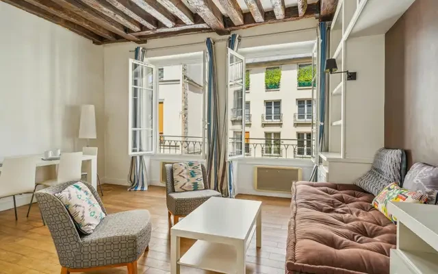 Rue Geoffroy l'Angevin 1
