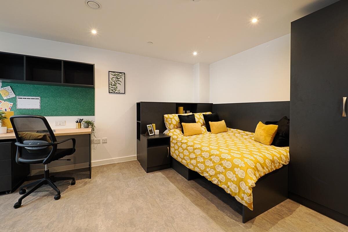 Davey - Studio Style C01