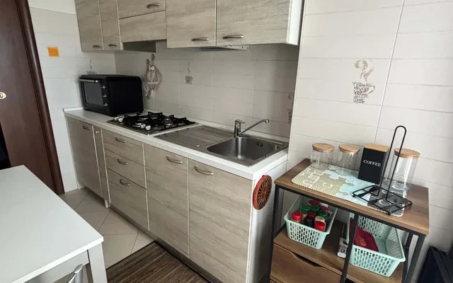 Monolocale con cucina separata in Via Padova, Milano 1