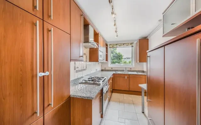 Napier Court, Ranelagh Gardens, London, SW6 3UU 3