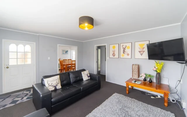 32 Tomin Rd, Glenview - Hamilton student accommodation - 3 Bedroom