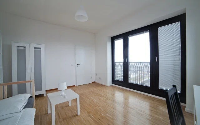 Erika-Mann-Strasse 17DE-02-024M 2