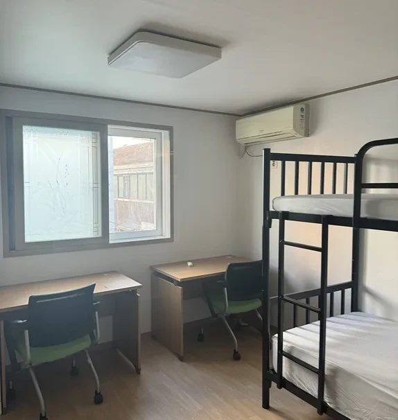 Sinchon No.2 Apartment