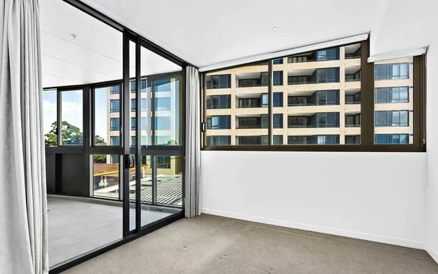 13 Halifax St 2