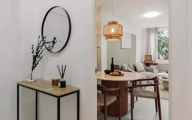 Drago - 3 bedrooms and balcony in Les Corts 4