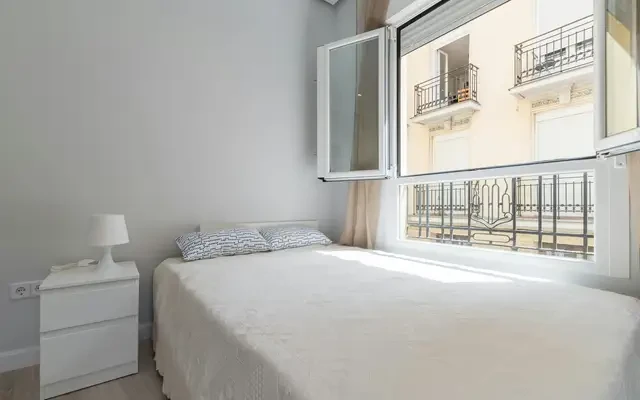 Calle Montserrat 1