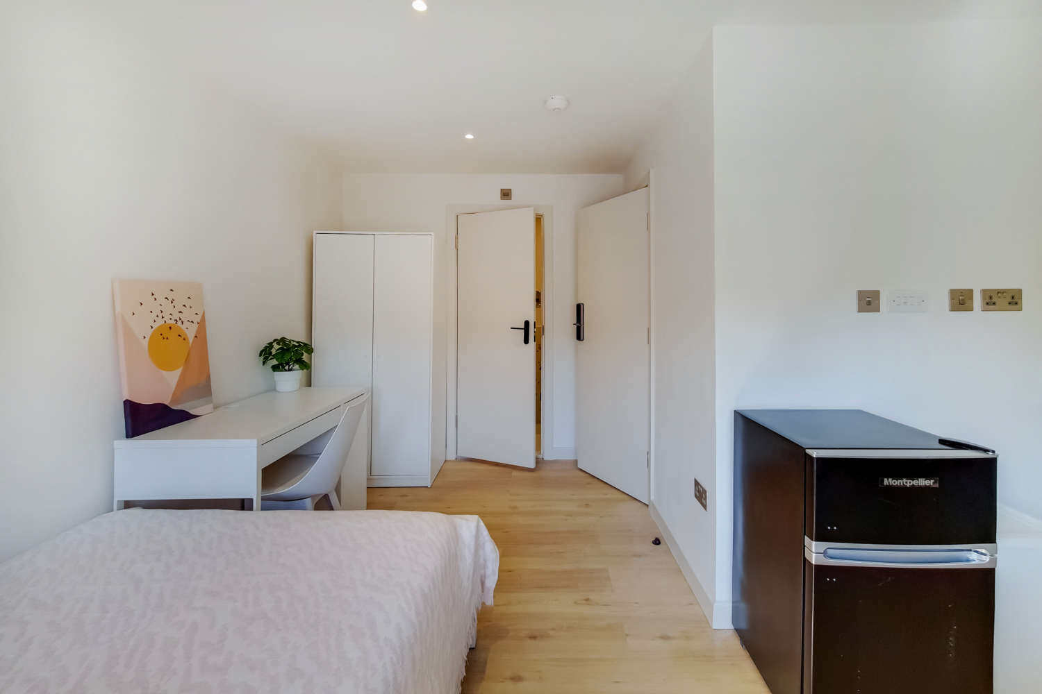 UM-YOLIVING South Bermondsey Studio